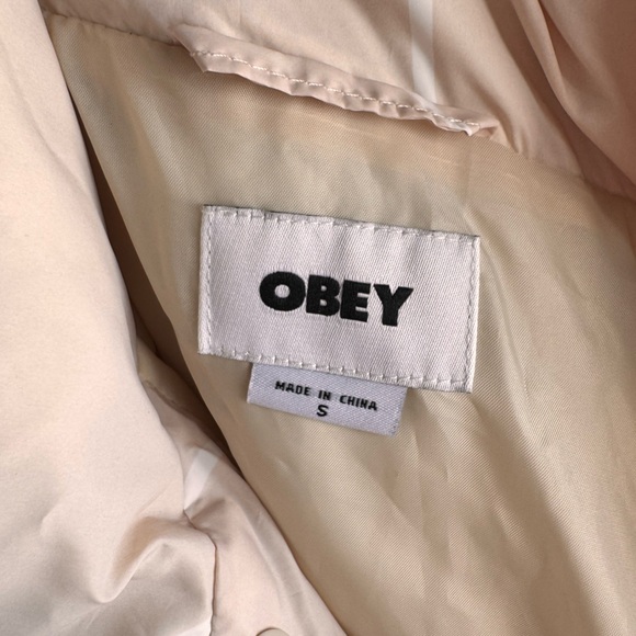 OBEY Puffer Coat - Picture 2 of 6